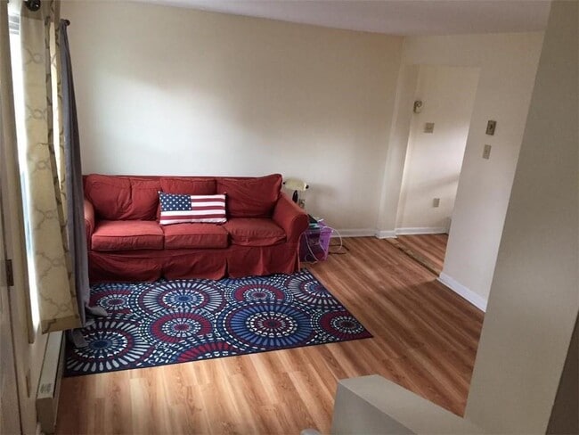 Photo - 27 Weaver Ave