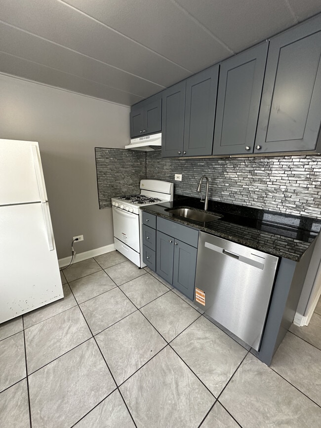 Photo - 9632 Ivanhoe Ave Unit 1A