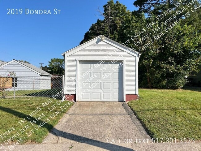 Photo - 2019 Donora St