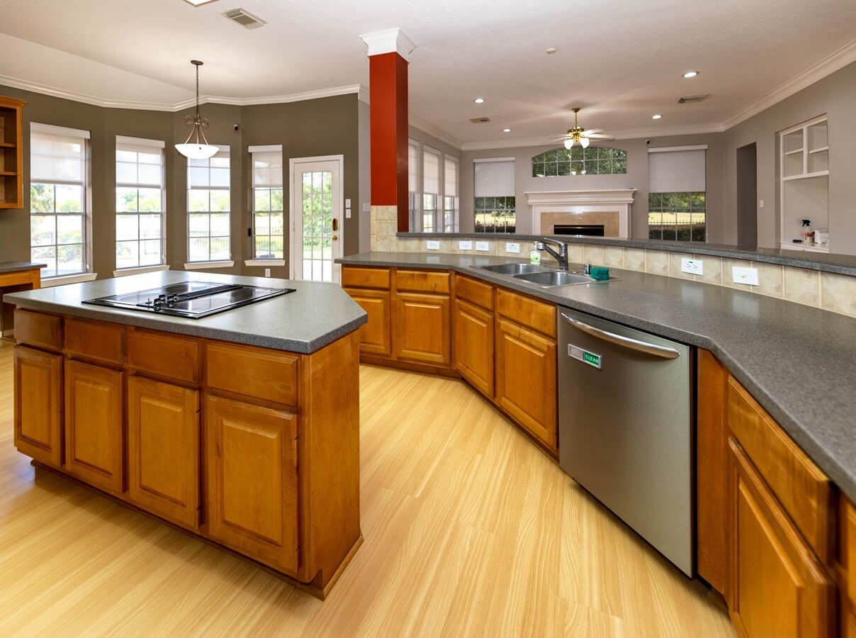 Photo - 2435 Thorndon Park Ct