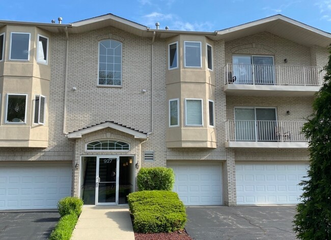 Photo - 927 Elderberry Cir Unidad 207