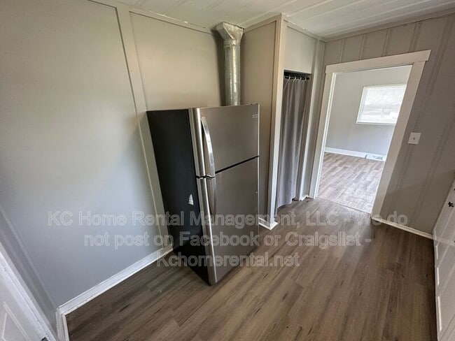 Photo - 7113 N Highland Ave
