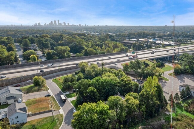 Photo - 3 Bedroom Golden Valley Home