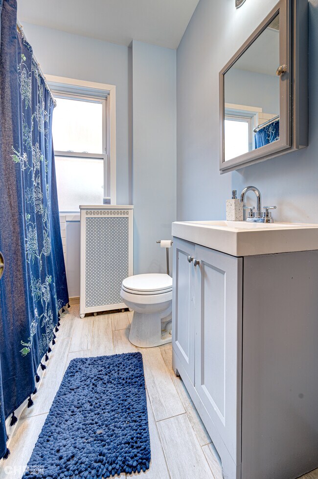 Photo - 4317 N Spaulding Ave Unit Apt 2