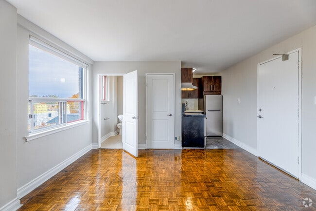 Studio - 300SF - Living Room