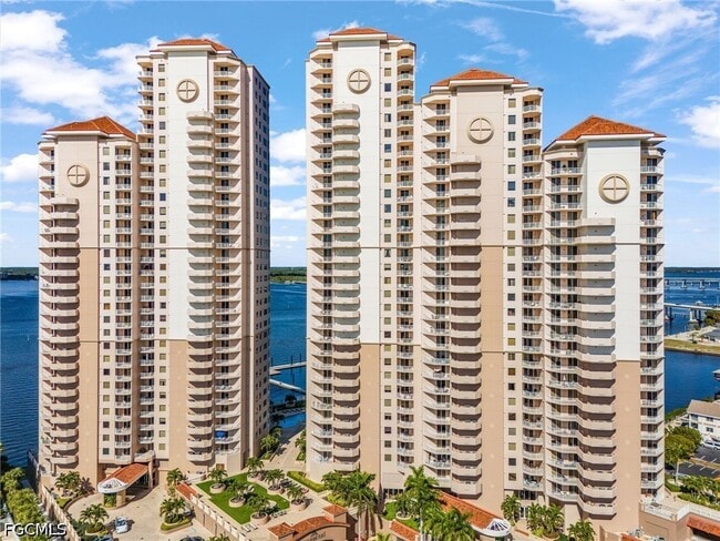 Photo - 2090 W First St Unit 1009