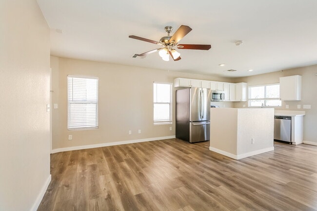 Photo - 5954 Sleepy Fawn Dr