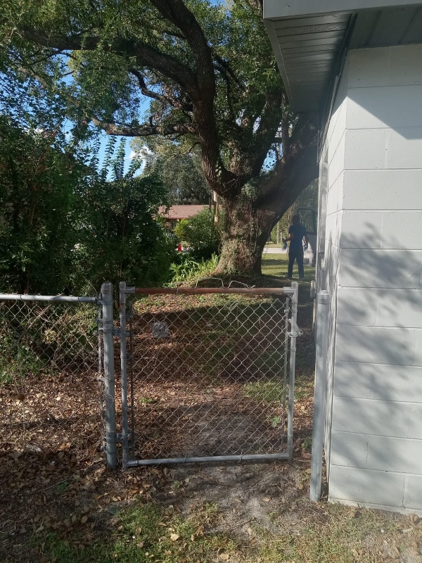 Photo - 2410 Ave C NW