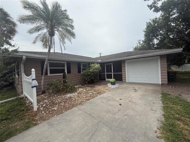 Photo - 2588 Colorado St