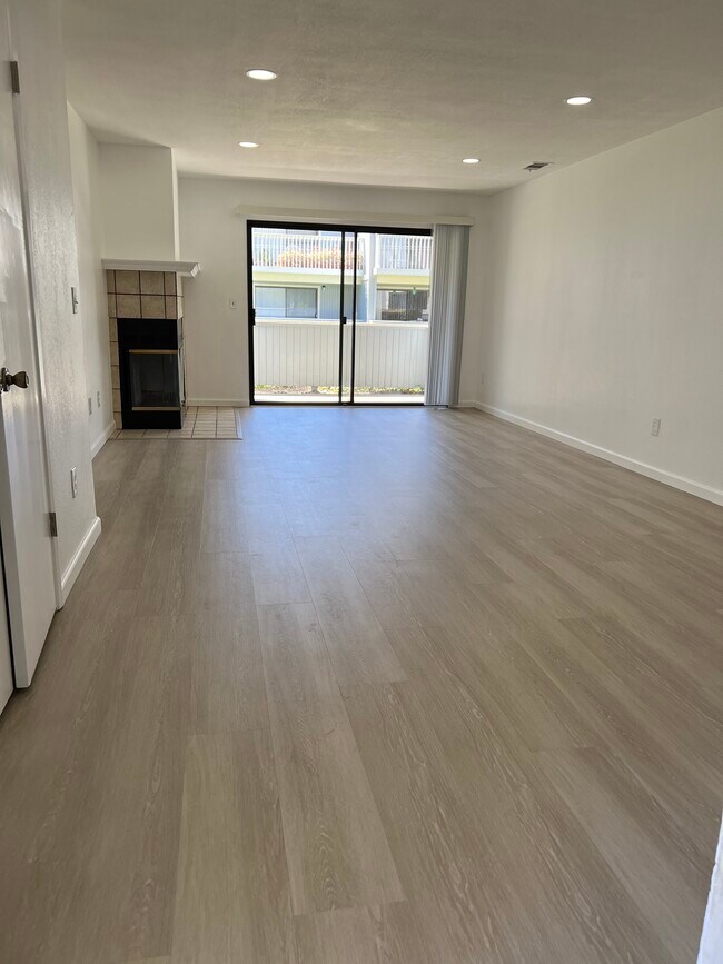 Photo - 34683 Agree Ter