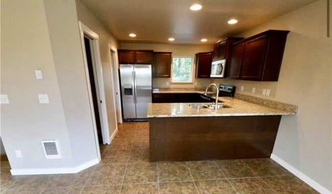 Photo - Beautiful Two-Story Home for Rent near WWU!