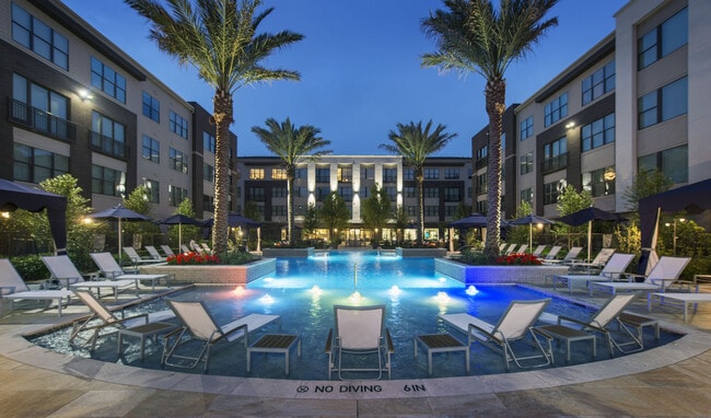 Photo - Viridian Design District