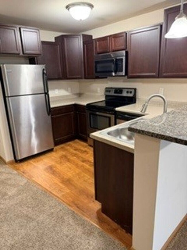 Fairway Glen Apartments