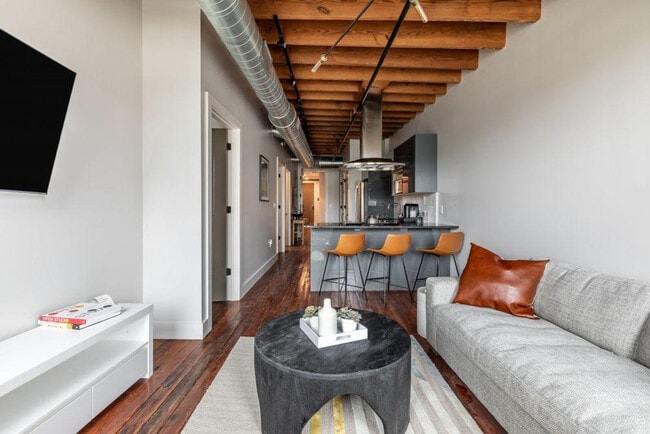 Building Photo - 315 Girod St Rental