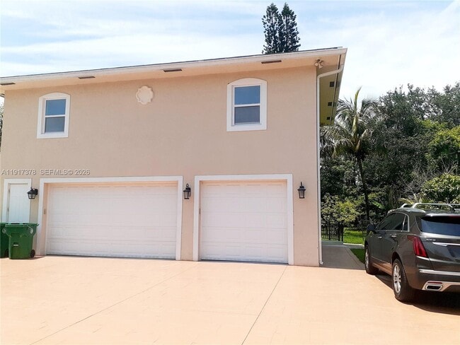 Building Photo - 13755 SW 20th St Unit REAR