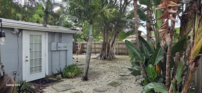 1324 SW 31st St Unit 2