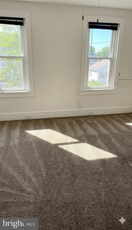 Photo - 24 W Hancock St