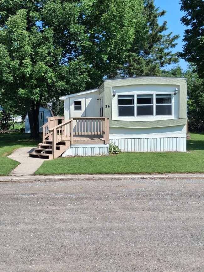35 - Lake Shore Estates