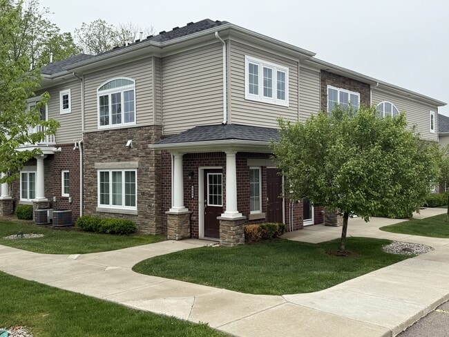 Photo - 5606 Arbor Chase Dr Townhome