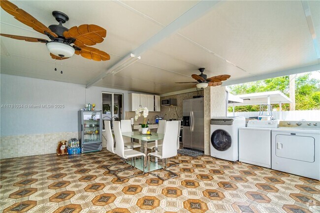 Building Photo - 5801 NW 113th Terrace Rental