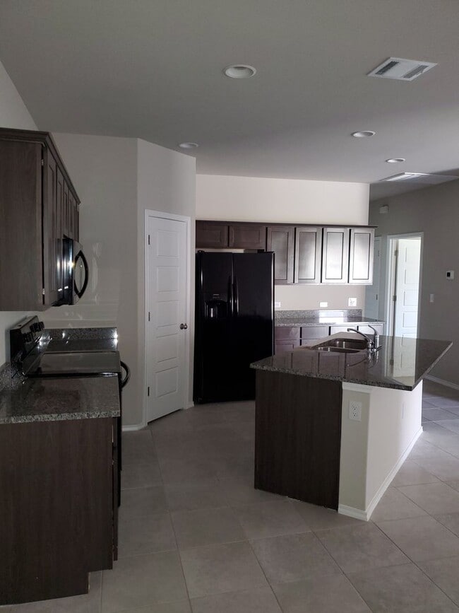 Building Photo - Garland Unit 1214 Rental