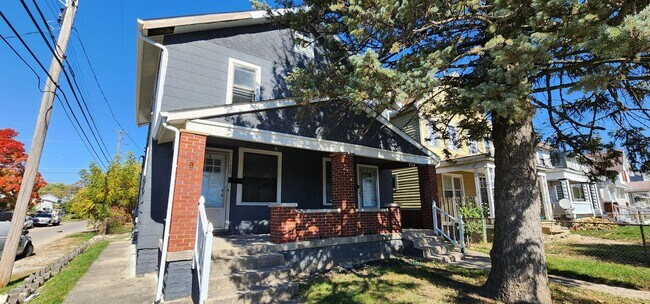 Building Photo - 732-734-734 E Deshler Ave Unit 734 Rental