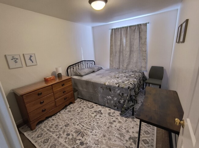 Photo - 3518 E Richmond Rd Unit 3518-13