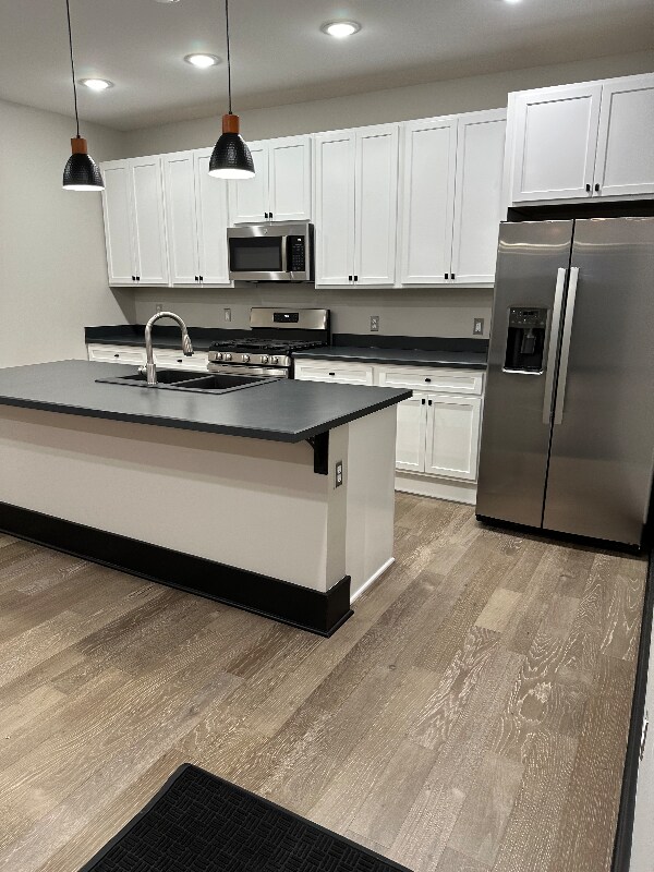 430-432 Main St Unit 432 Main Apt 2