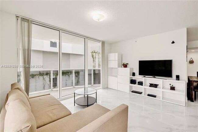 Photo - 601 NE 23rd St Unit 601 NE 23rd St # 706
