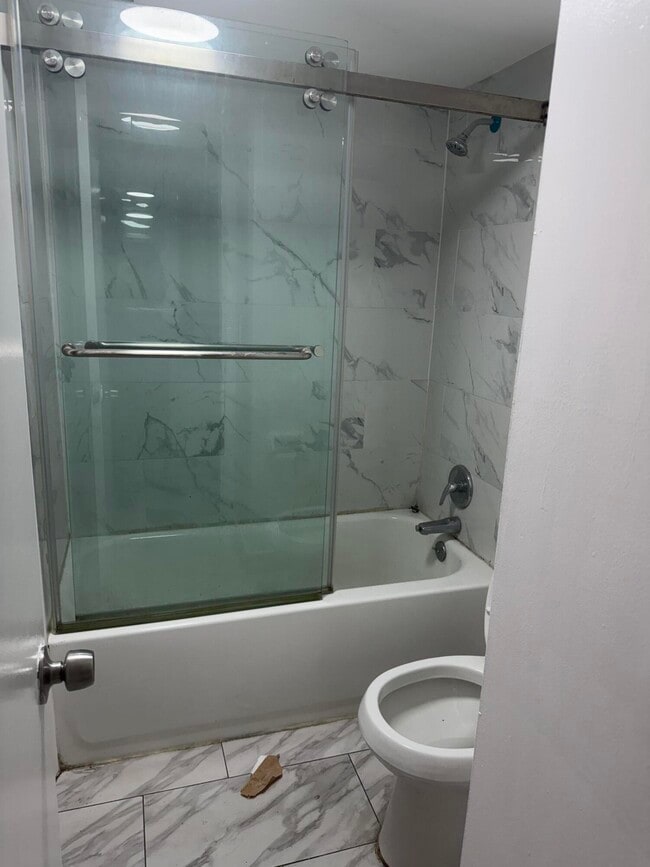 Photo - 4111 Stirling Rd Unit 106