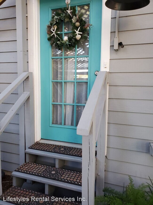 Photo - 1 br, 1 bath House - 530 2nd St #1