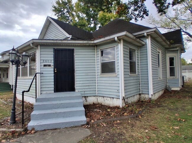 Building Photo - 2602 E Main St