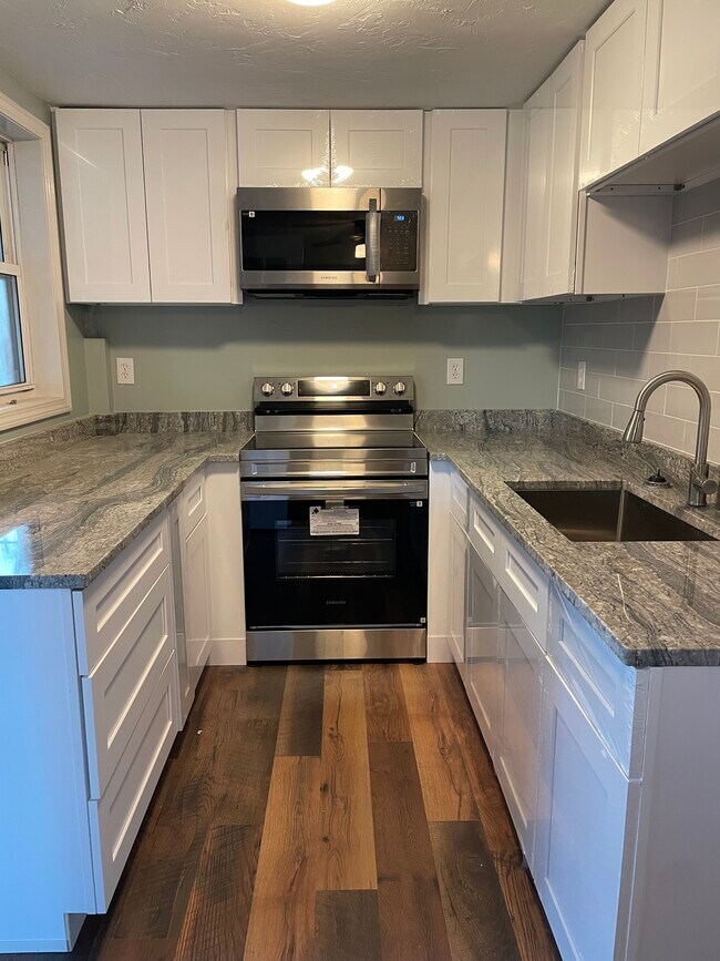 Photo - 85 Linwood St Unit 2