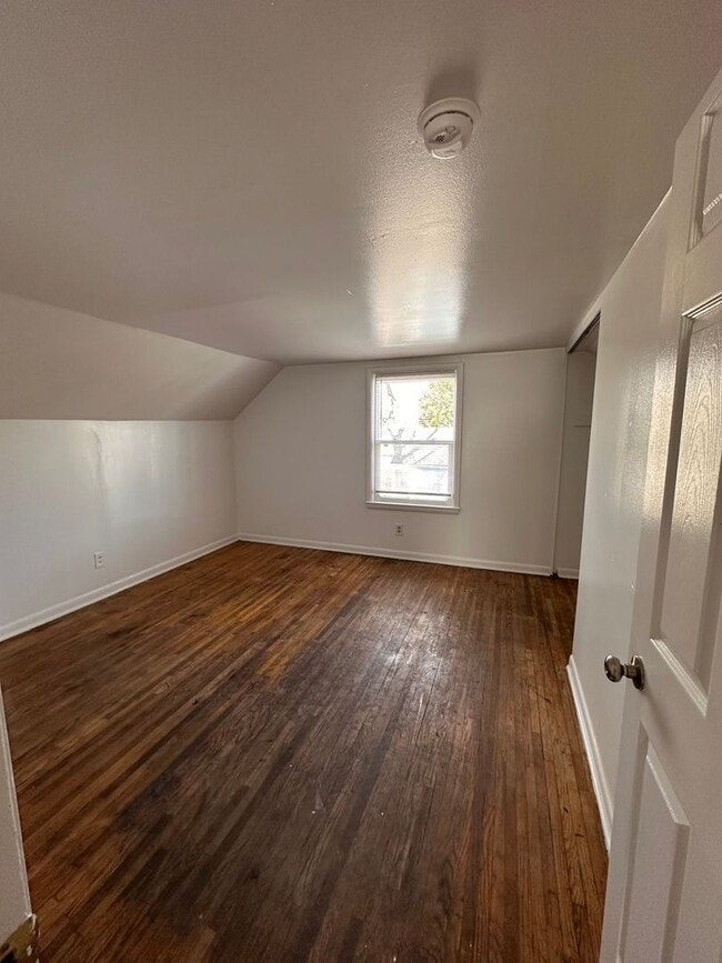 Photo - 210 Perrin St Unit 210