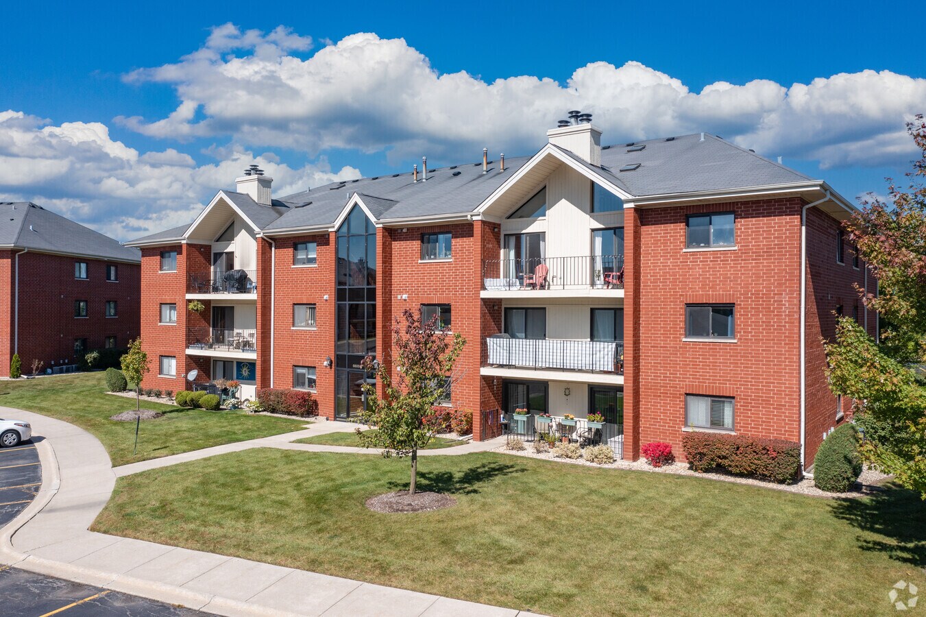 Photo - Hamilton Hills Apartments