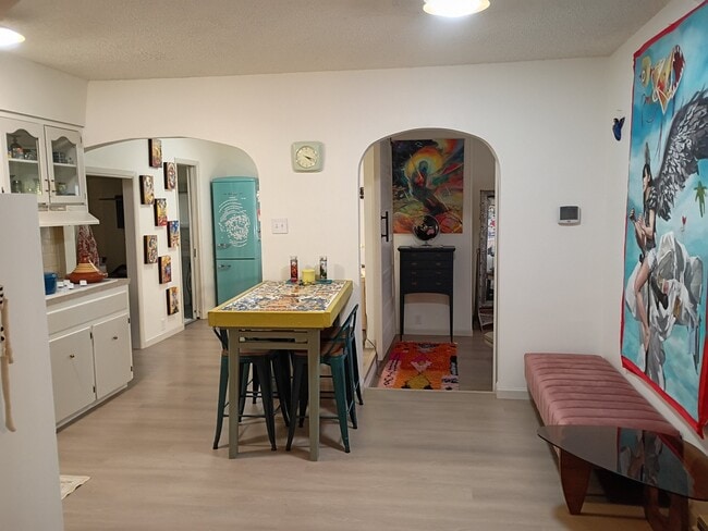 Photo - 527 Gaylord Ave