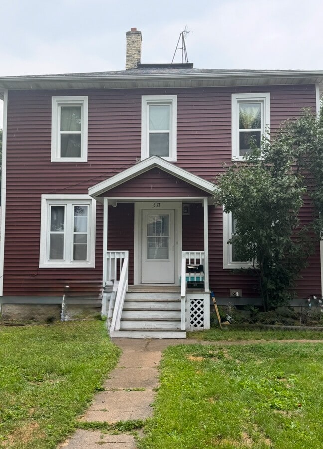 Photo - Plymouth upper