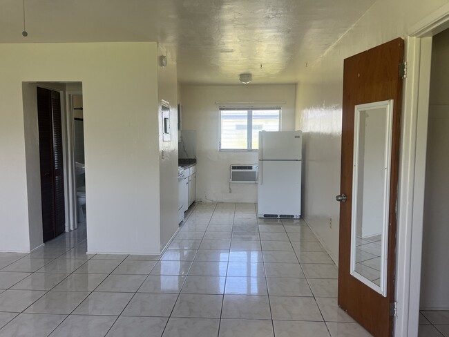 Photo - 525 NE 150th St Unit 2