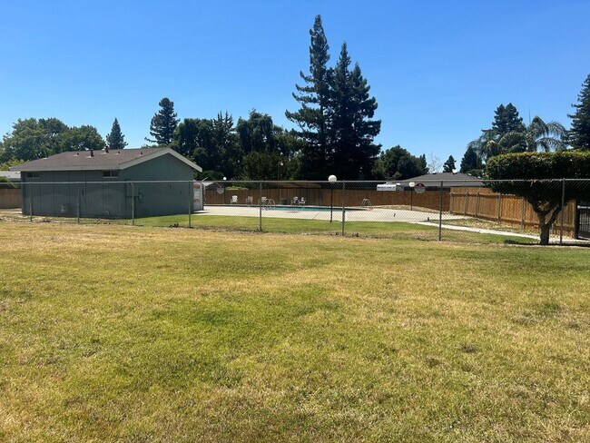 Photo - Newly Remodeled 2 Bedroom, 2 Bath Condo