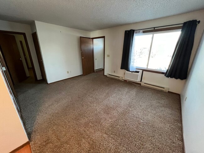 Photo - 600 Overdale Dr Unit B