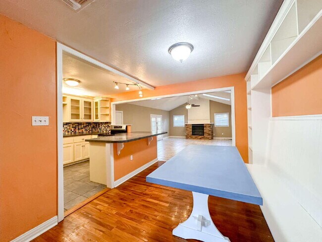 Photo - 2614 32nd St