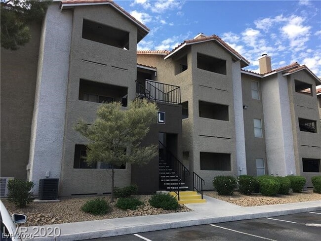 Building Photo - 4200 S Valley View Blvd Unit 1051