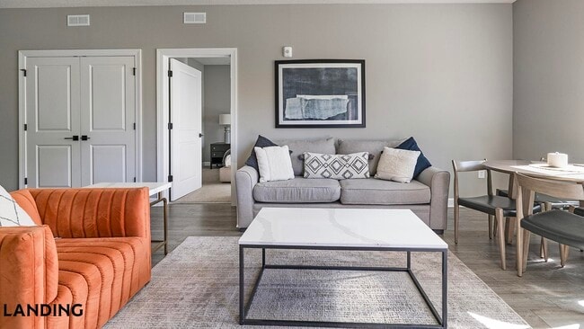 Photo - 3050 Steeple Cir Unit 4106