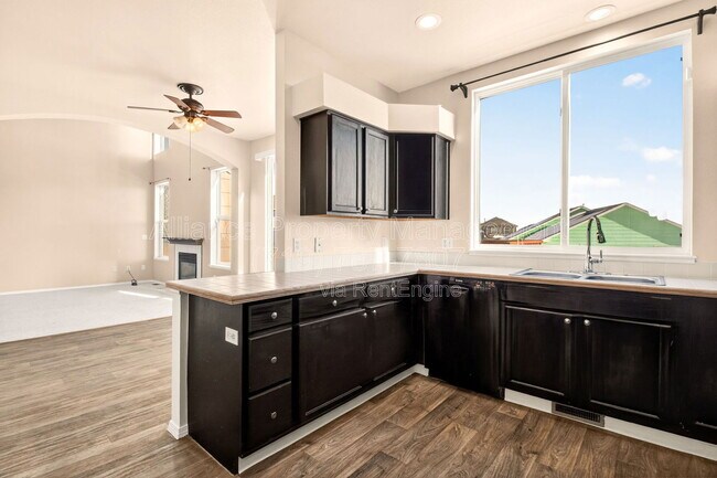 Photo - 8131 Oliver Rd