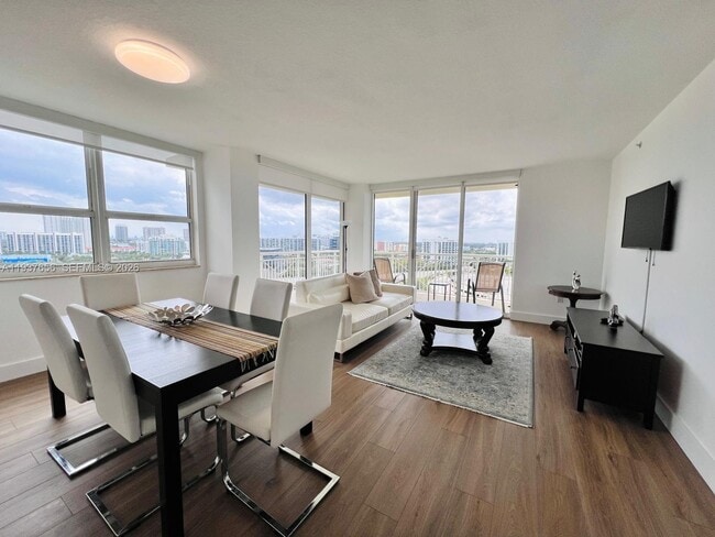 Photo - 19501 W Country Club Dr Unit 1408