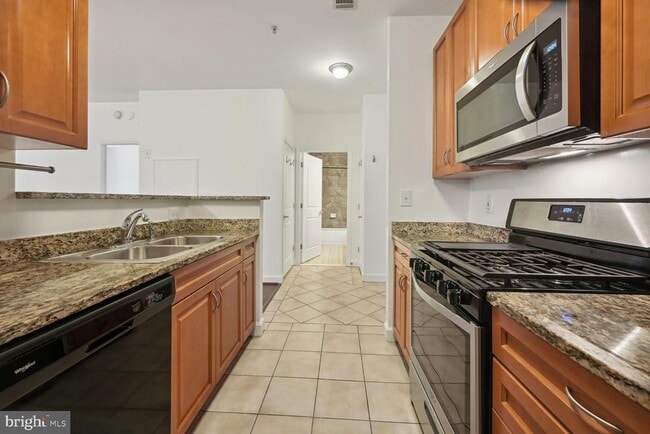 Photo - 1111 25th St NW Unidad 302