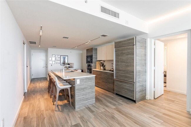 Photo - 460 NE 28th St Unit 3402