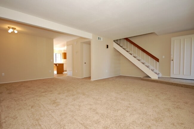 Photo - Beautiful 4BR/2.5BA Condo in Tanglewood!!!