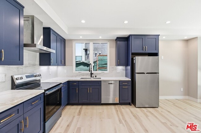 Photo - 227 N Burlington Ave Unit 3