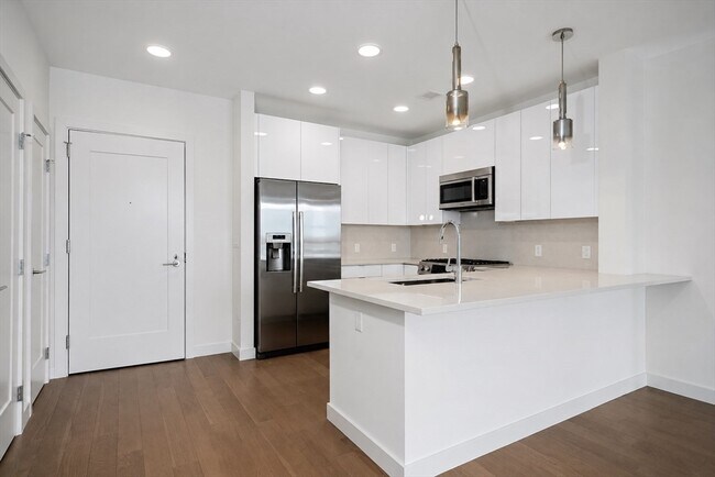Photo - 45 Lewis St Unit 312